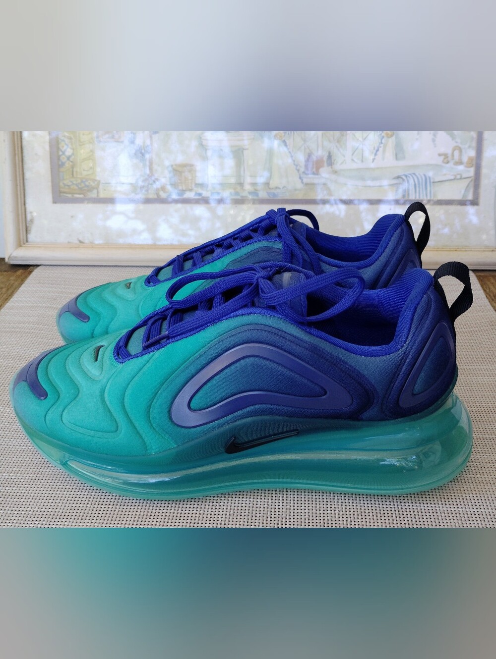 Men's Nike "Air Max 720 Sea Forest" Multi-Color Molded Athletic Shoes. Size 7.5